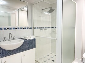 Trinity Links Resort & Apartments