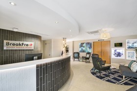 BreakFree Grand Pacific