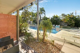 Nightcap at Golden Beach Tavern