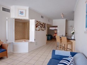 Rolling Surf Resort