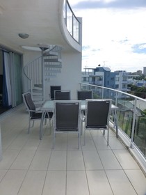 Salt on Kings Holiday Apartments