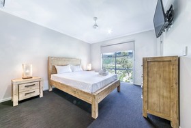 Great Escape Cannonvale