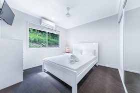 Great Escape Cannonvale