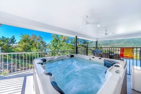 Great Escape Cannonvale