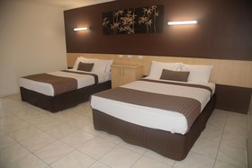 Reef Gateway Hotel
