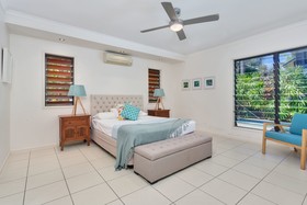 Seascape Luxury Beachfront Holiday House