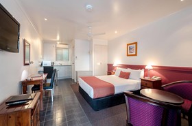 Xenia Central Studio Accommodation