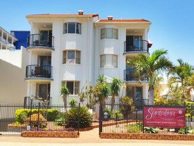 Santalina On Hervey Bay
