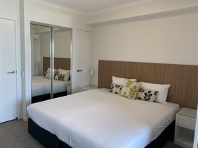 Airtrip Apartments on River Street