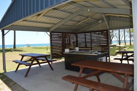 Mackay Blacks Beach Holiday Park