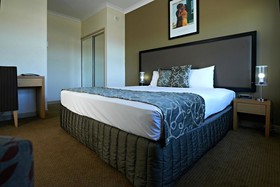 Rydges Mackay Suites