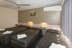 Mid City Motor Inn, Mackay