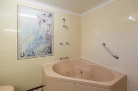 Mid City Motor Inn, Mackay