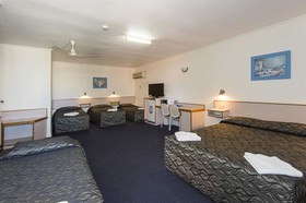Mid City Motor Inn, Mackay