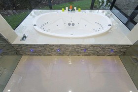 The Feathered Nest - Luxury Wildlife Retreat