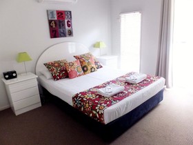 The Shores Holiday Apartments