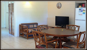 Magnetic Retreat Holiday Units