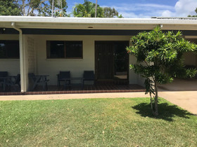 Magnetic Retreat Holiday Units