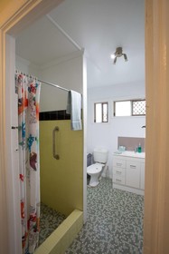 Pale Pacific Holiday Units