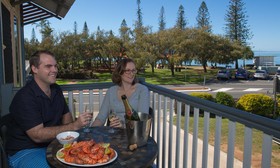 Pale Pacific Holiday Units