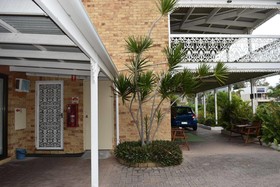 Cotton Tree Beach Motel