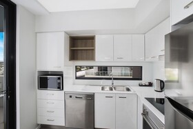 Direct Hotels – Sea Breeze Mooloolaba
