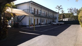 Central Point Motel