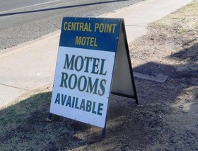 Central Point Motel