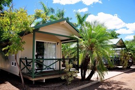 Mount Isa Holiday & Caravan Park