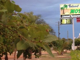 Inland Oasis Motel