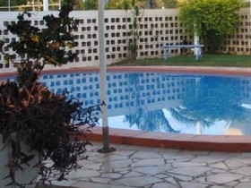 Inland Oasis Motel
