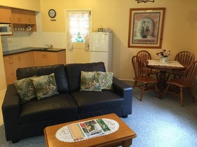 Curtis Cottage