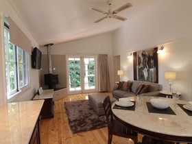 Maz's on the Mountain