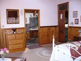 Sandiacre House B & B