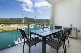 Blue On Blue Superior Studio Room