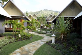 Pure Magnetic Villa