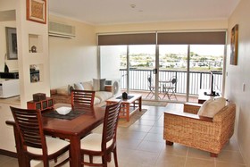 Goldsborough Place Apartments