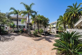 Sunseeker Holiday Resort