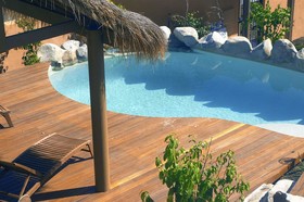 L'Auberge Apartments Noosa