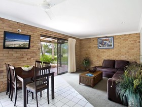 Noosa North Shore Retreat