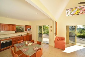 Cooroy Country Cottages