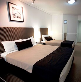 Comfort Inn & Suites Northgate Airport