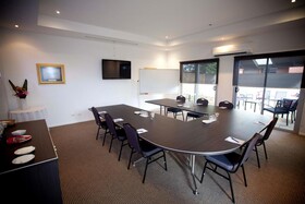 Comfort Inn & Suites Northgate Airport