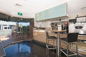 Comfort Inn & Suites Northgate Airport