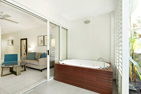 Peppers Beach Club & Spa