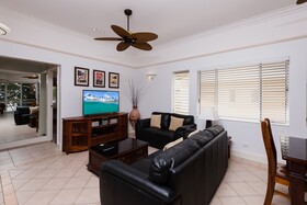 Villa Beach Palm Cove