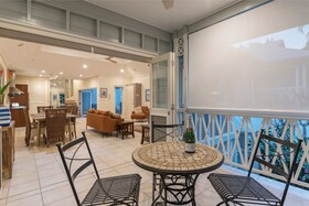 Latitude 16 On Grant Street