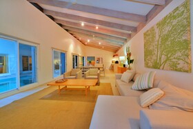 Pavilions In The Palms