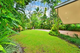 Pavilions In The Palms