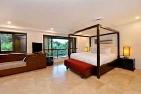 Pullman Port Douglas Sea Temple Resort & Spa